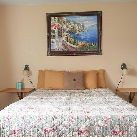 Depoe Bay Inn (Adults Only) ห้อง รูปภาพ