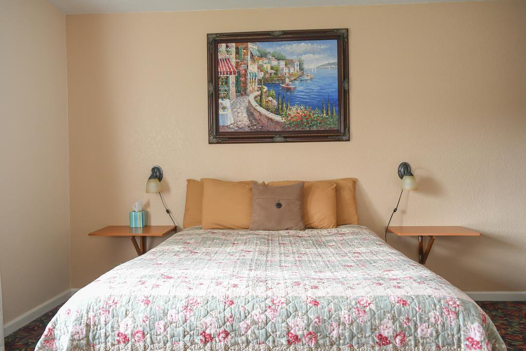 Depoe Bay Inn (Adults Only) ห้อง รูปภาพ