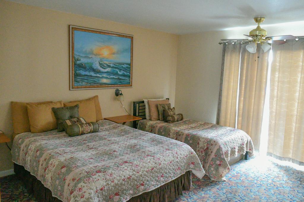 Depoe Bay Inn (Adults Only) ภายนอก รูปภาพ