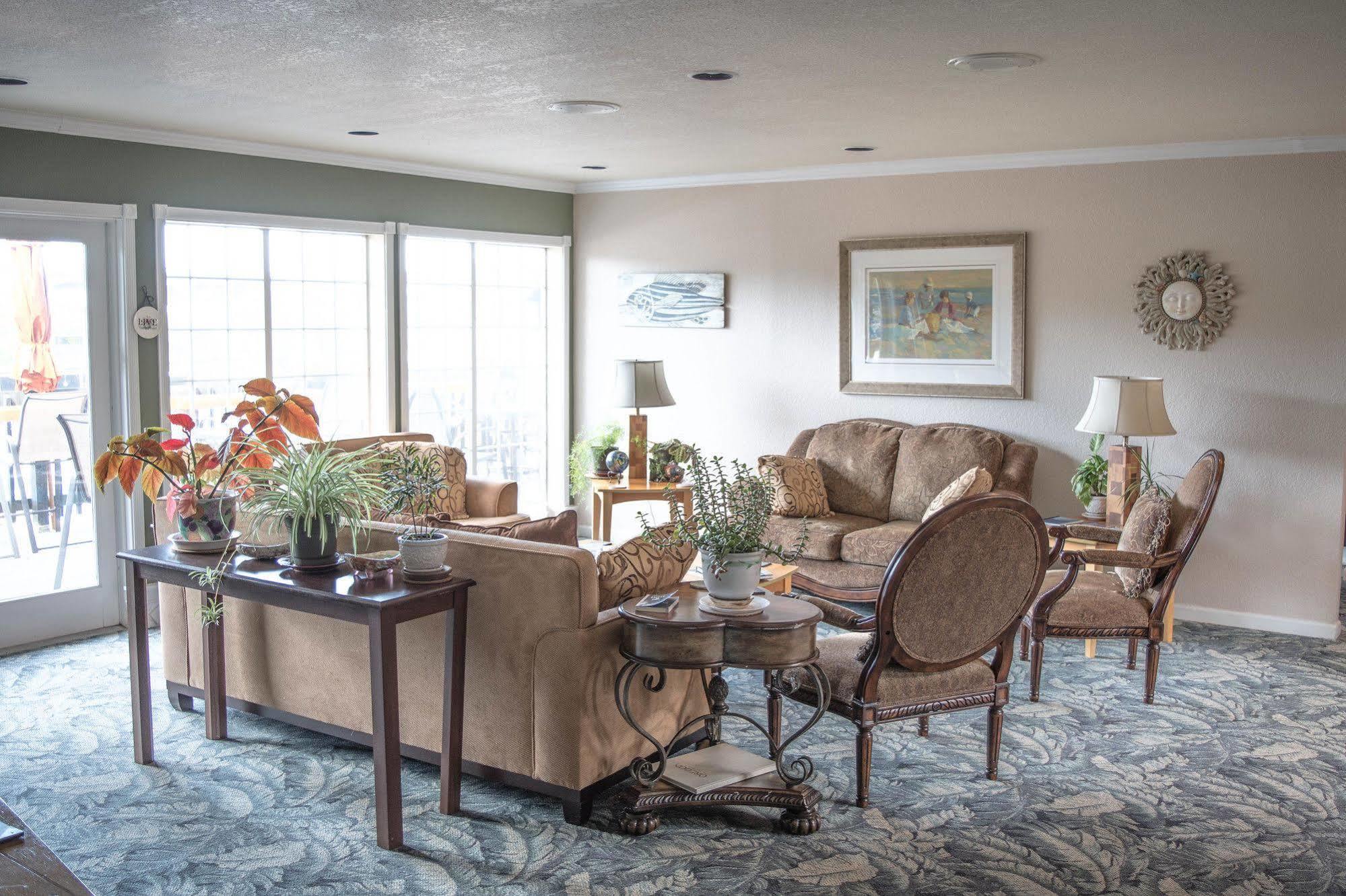 Depoe Bay Inn (Adults Only) ภายนอก รูปภาพ