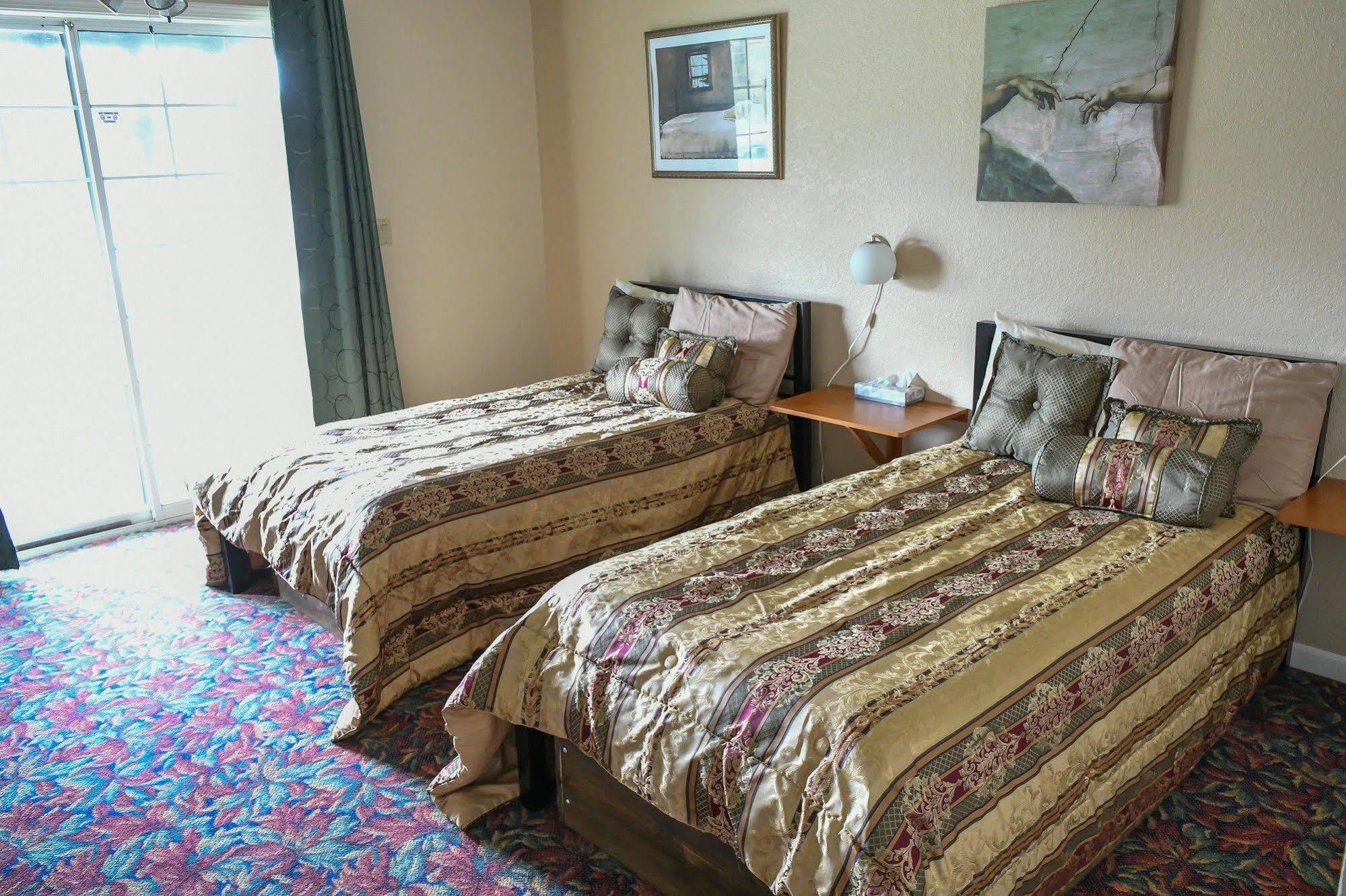 Depoe Bay Inn (Adults Only) ภายนอก รูปภาพ