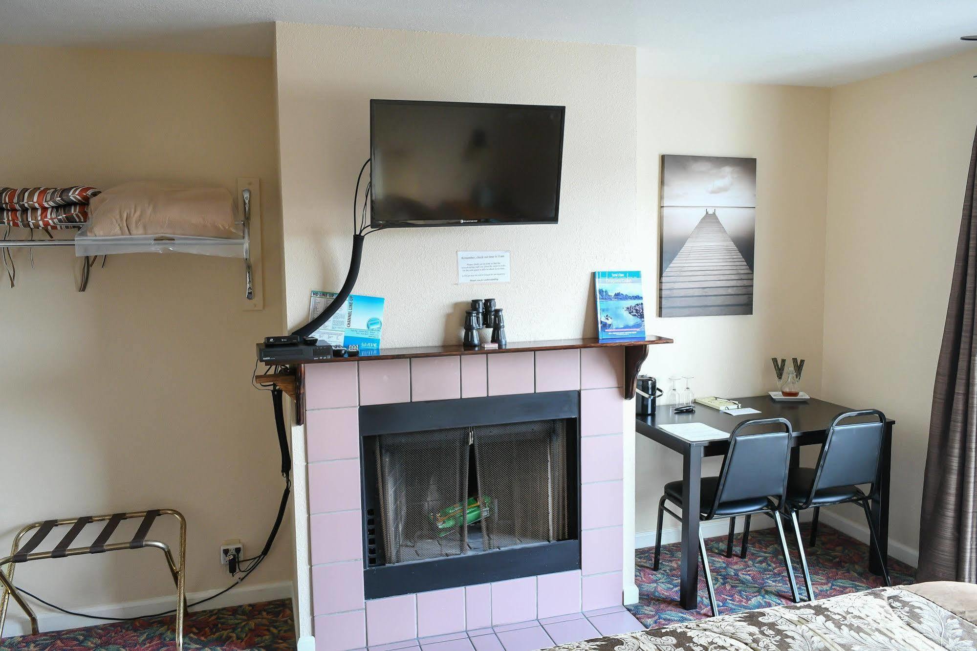 Depoe Bay Inn (Adults Only) ภายนอก รูปภาพ